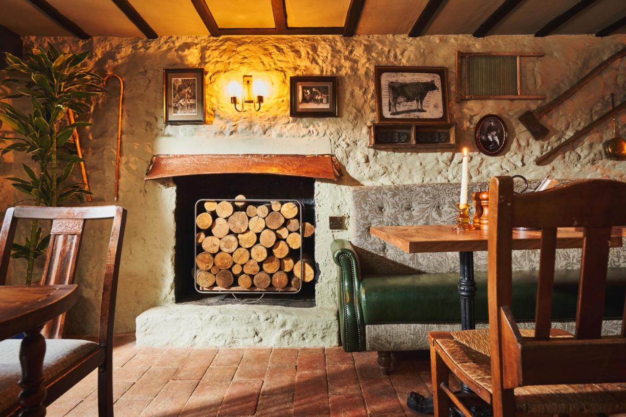 The Masons Arms Branscombe Exterior foto